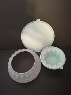 Vintage Tupperware Jel-N-Serve Jello Mold 3 Piece Set Seafoam Green / Clear 9.5"